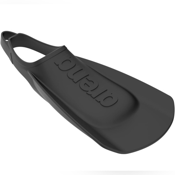 Arena Other - Arena Adult Short Blade Fins Size 7.5-9